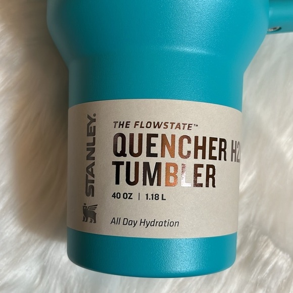Stanley Aqua 40 oz Stainless Steel H2.0 FlowState Quencher Tumbler - Picture 6 of 8